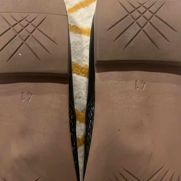 Bueno Leather Loafers. Like New! Size 41 - Picture 4 of 7